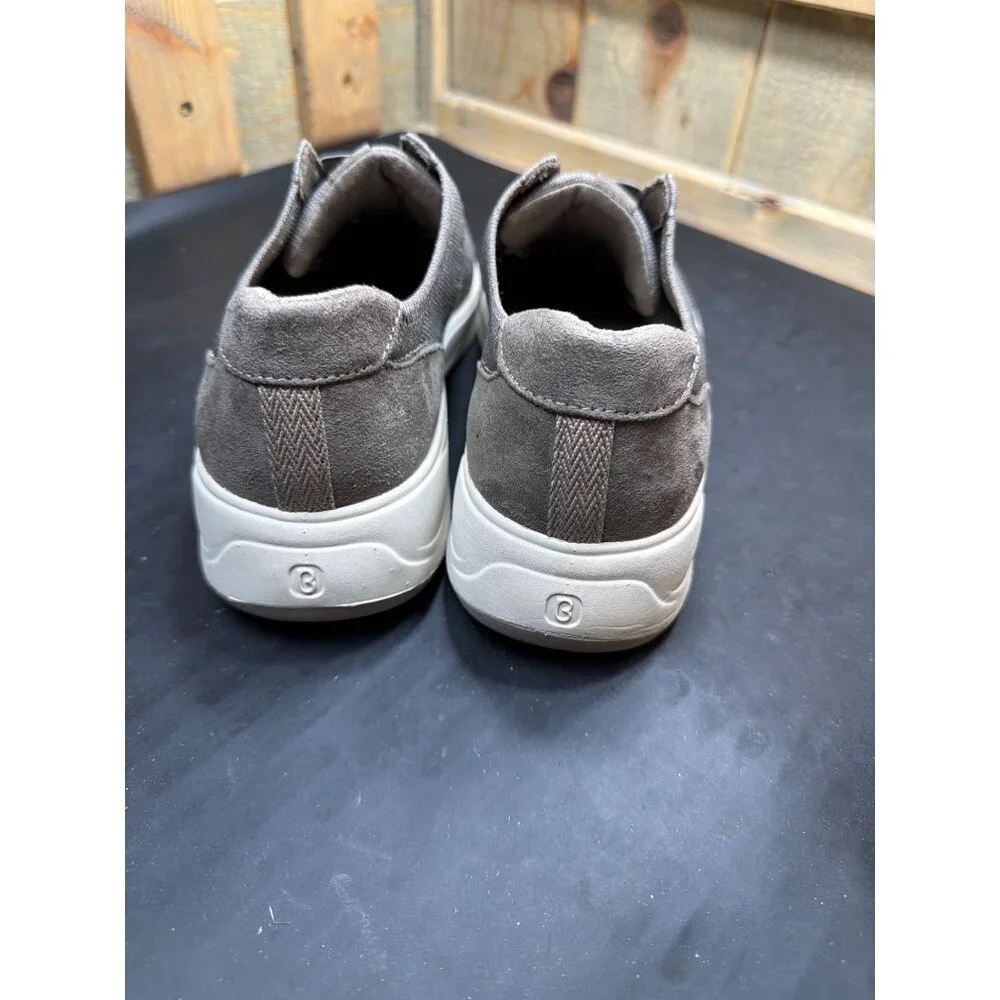 Bzees Size 9 Trophy Womens Slip-On Sneakers Morel Taupe Stretch